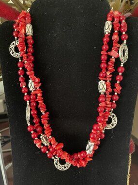 FIRECRACKER Retired Premier Designs Necklace
